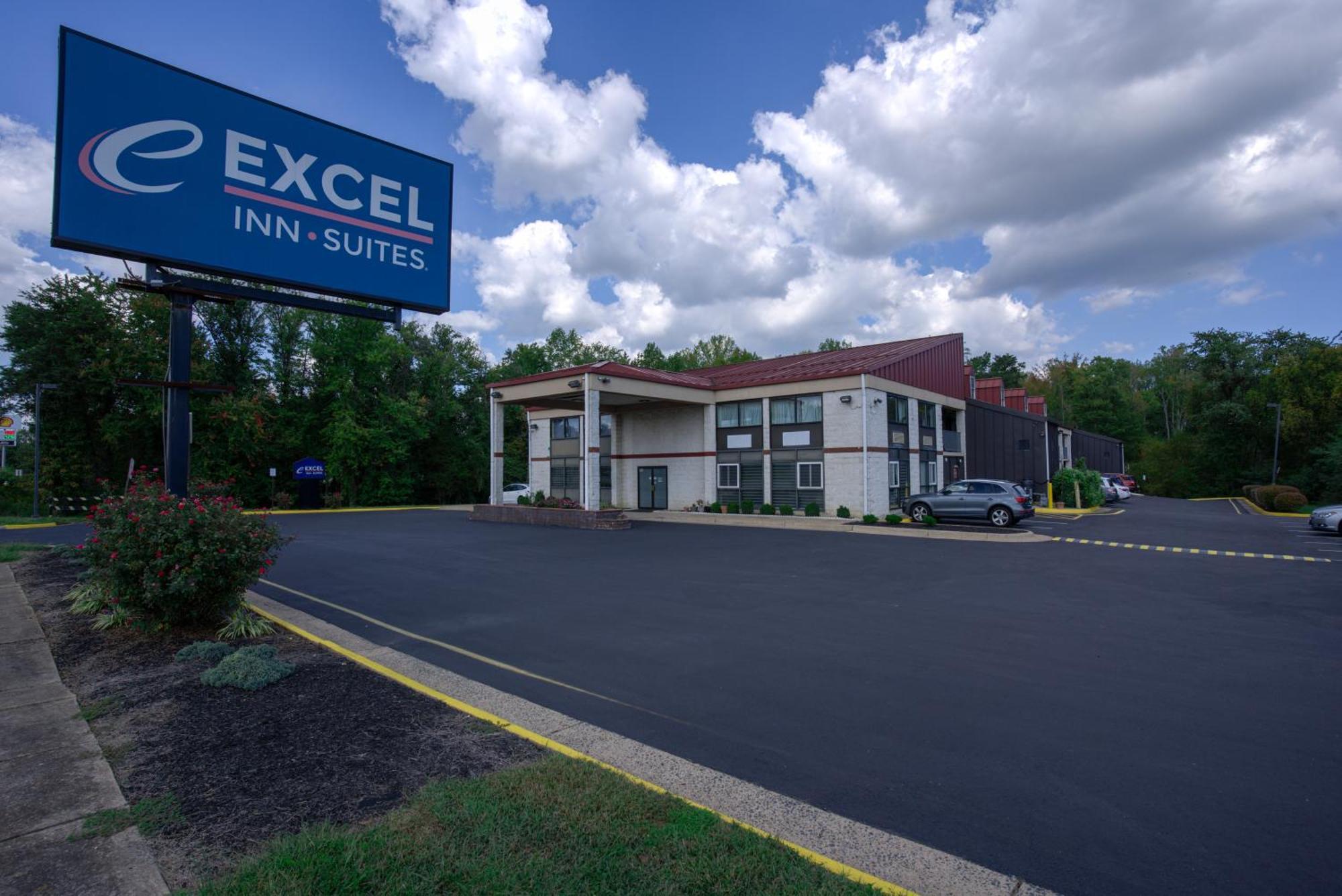 Excel Inn & Suites Fredericksburg Exterior photo